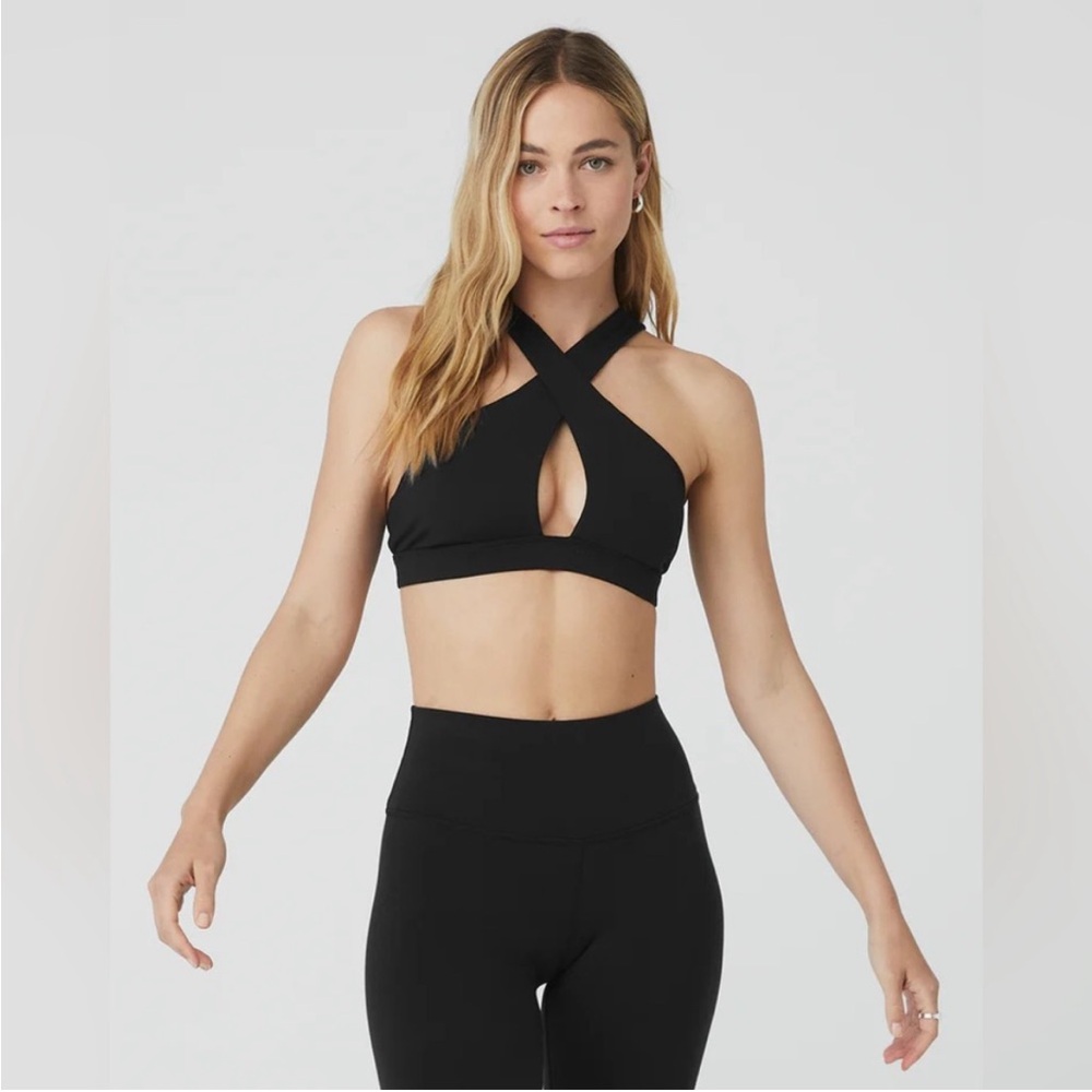 Alo Yoga destination bra